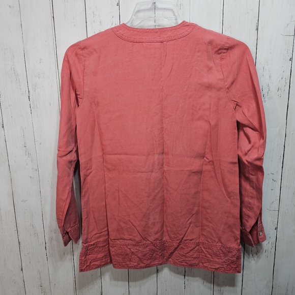 J. Jill Women's Tencel Lyocell Pullover Lace Up Shirt Light Red Wash Size XS. - Picture 7 of 7